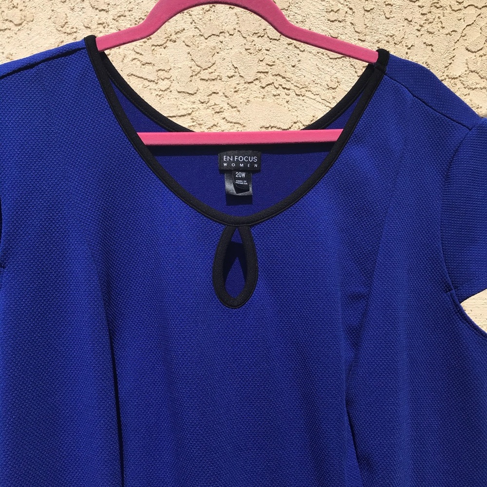 Blue Dress - Picture 2 of 7